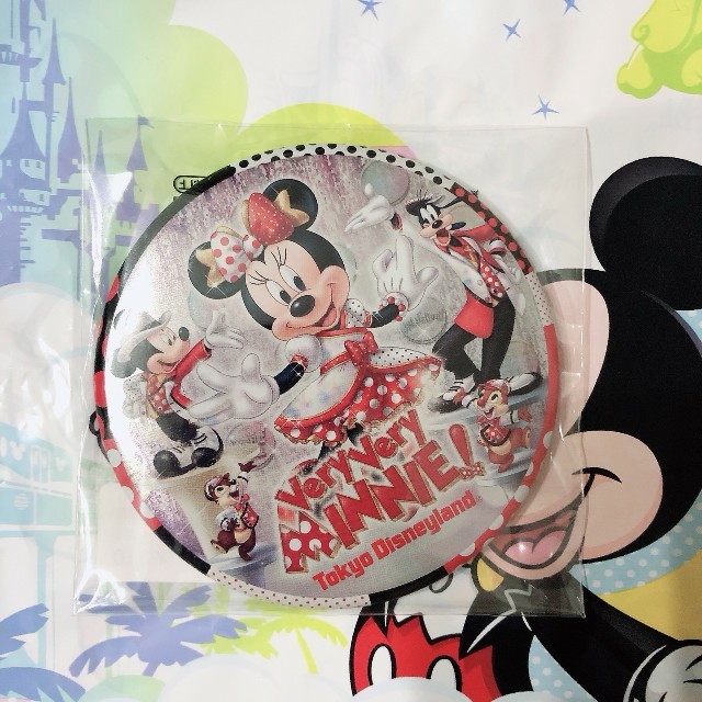 Disney ベリーベリーミニー ミッキー ミニー グーフィー チップ デール 缶バッジの通販 By ダッフィダッフィ S Shop ディズニーならラクマ Disney ベリーベリーミニー ミッキー ミニー グーフィー チップ デール 缶バッジの通販 By ダッフィダッフィ S Shop ディズニーならラクマ