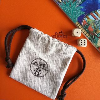 エルメス(Hermes)のエルメス  スカーフの 付属品  小さな巾着 & サイコロ入り 未使用♪(その他)