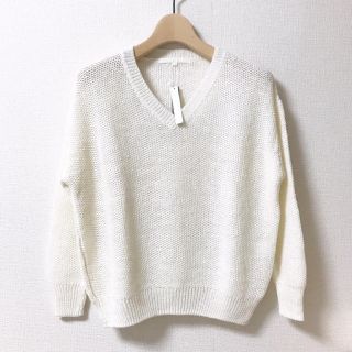 アナイ(ANAYI)の新品 麻レーヨンVネックニット 白(ニット/セーター)