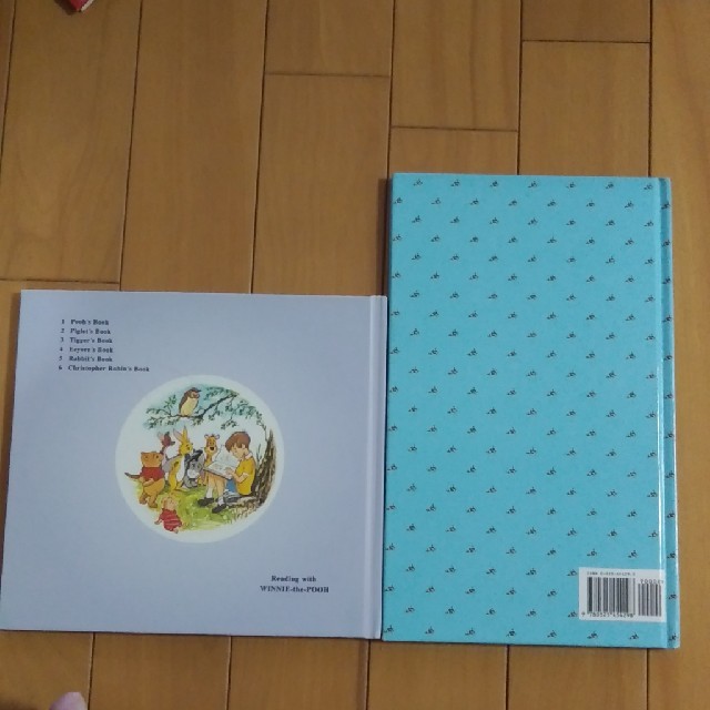 くまのプーさん(クマノプーサン)の英語絵本「 Pooh's Book 」&「Pooh's Opposites」 エンタメ/ホビーの本(洋書)の商品写真