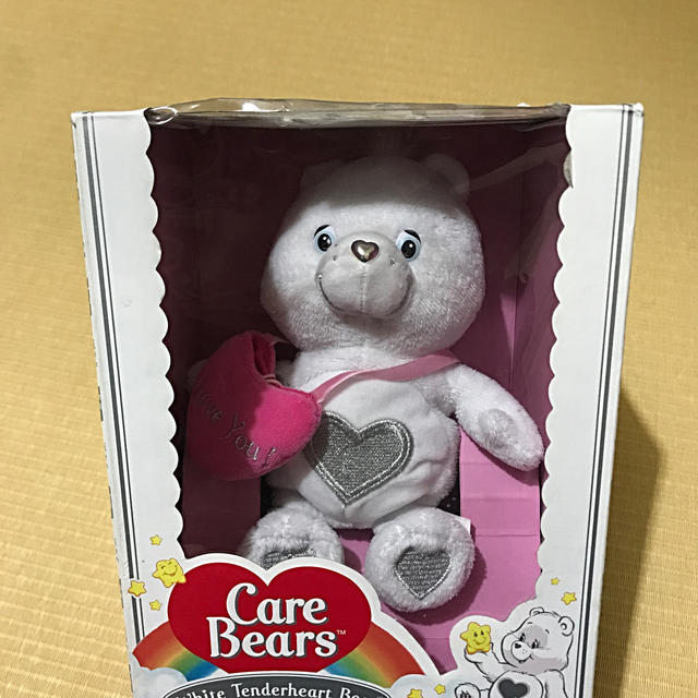 CareBears(ケアベア)のcare bears ケアベア 限定品 ホワイトテンダーハートベア エンタメ/ホビーのおもちゃ/ぬいぐるみ(キャラクターグッズ)の商品写真