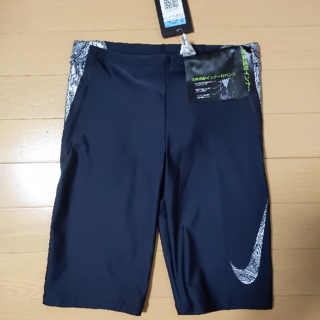 NIKE(ナイキ)のNIKEナイキ水着Mサイズ男性用新品 メンズの水着/浴衣(水着)の商品写真