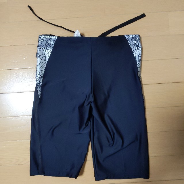 NIKE(ナイキ)のNIKEナイキ水着Mサイズ男性用新品 メンズの水着/浴衣(水着)の商品写真