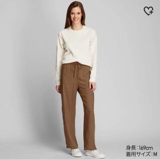 ユニクロ(UNIQLO)のユニクロ★未使用品★ドレープパンツ(カジュアルパンツ)