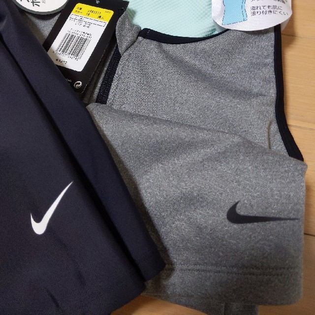 NIKE(ナイキ)のNIKEナイキ女性用水着Sサイズ新品 レディースの水着/浴衣(水着)の商品写真