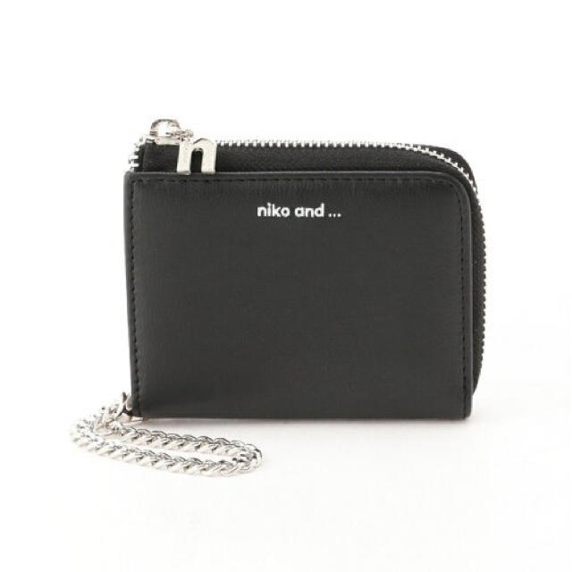 niko and...(ニコアンド)の新品　ニコアンド   チェーン付き財布　黒 レディースのファッション小物(財布)の商品写真
