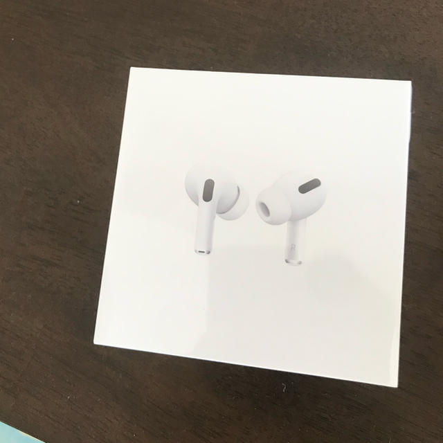 ヘッドフォン/イヤフォンAirPod pro