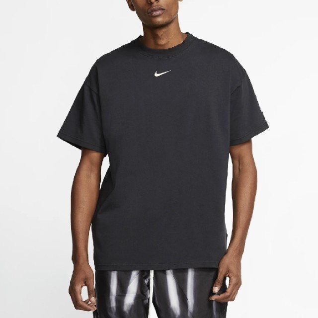 NIKE(ナイキ)のNike Fear Of God Tshirts Black XS メンズのトップス(Tシャツ/カットソー(半袖/袖なし))の商品写真