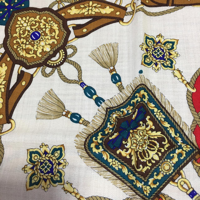 レディース大判スカーフ レディースのファッション小物(バンダナ/スカーフ)の商品写真