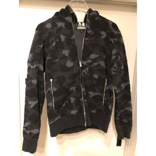 アベイシングエイプ(A BATHING APE)のA bathing ape x neighborhood パーカー　M(パーカー)