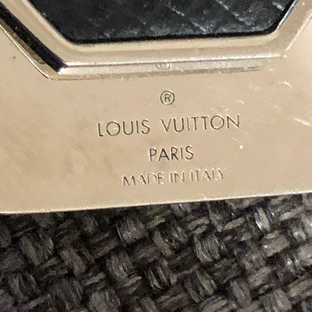 LOUIS VUITTON(ルイヴィトン)のルイヴィトン マネークリップ LOUIS VUITTON 値引き中！ メンズのファッション小物(マネークリップ)の商品写真