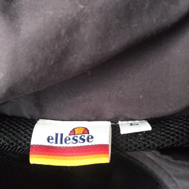 ellesse(エレッセ)の〖 ストリート×スポーツ〗ナイロンジャケット ellesse メンズのジャケット/アウター(ナイロンジャケット)の商品写真