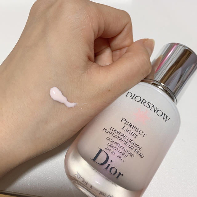 Dior(ディオール)のDior スノー 日中用乳液 コスメ/美容のベースメイク/化粧品(化粧下地)の商品写真