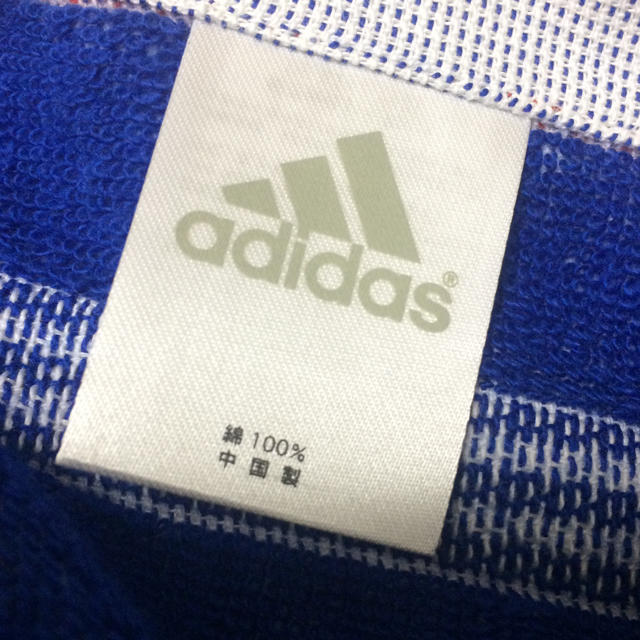 adidas(アディダス)のアディダス 汗拭きタオル 新品 インテリア/住まい/日用品の日用品/生活雑貨/旅行(タオル/バス用品)の商品写真