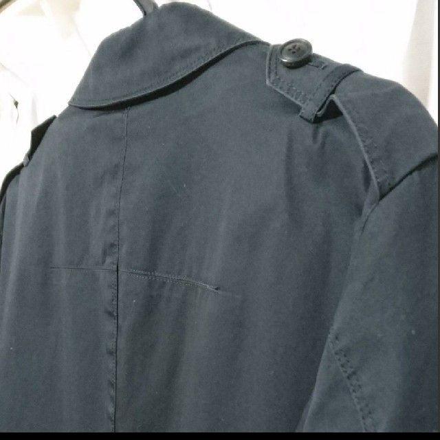 BLACKBARRETT by NEIL BARRETT(ブラックバレットバイニールバレット)のブラックバレット ハーフトレンチコート メンズのジャケット/アウター(ステンカラーコート)の商品写真