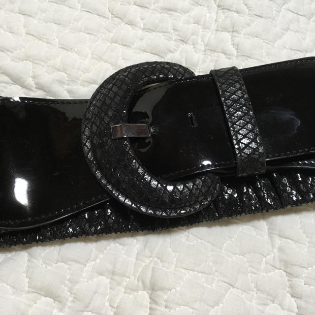 ベルト ブラック エナメル レディースのファッション小物(ベルト)の商品写真