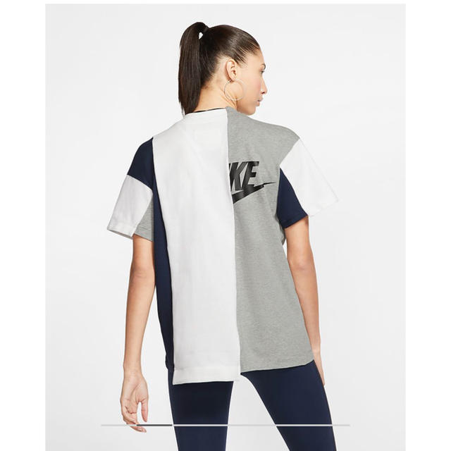 sacai(サカイ)のnike  sacai tシャツ メンズのトップス(Tシャツ/カットソー(半袖/袖なし))の商品写真