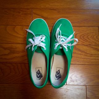 ヴァンズ(VANS)のVANS グリーン スニーカー(スニーカー)