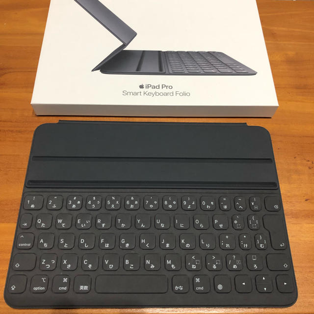 Smart Keyboard Folio (iPad pro 11inch用)スマホアクセサリー