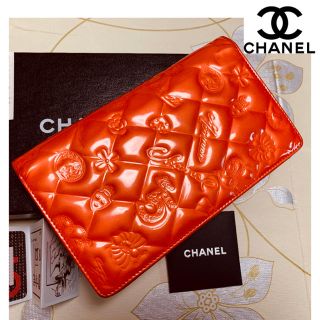 シャネル(CHANEL)のゆき様専用！CHANEL♡ロゴアイコン型押しパテント長財布★正規品(財布)