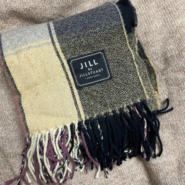 JILL by JILLSTUART(ジルバイジルスチュアート)のジルスチュアート　マフラー レディースのファッション小物(マフラー/ショール)の商品写真