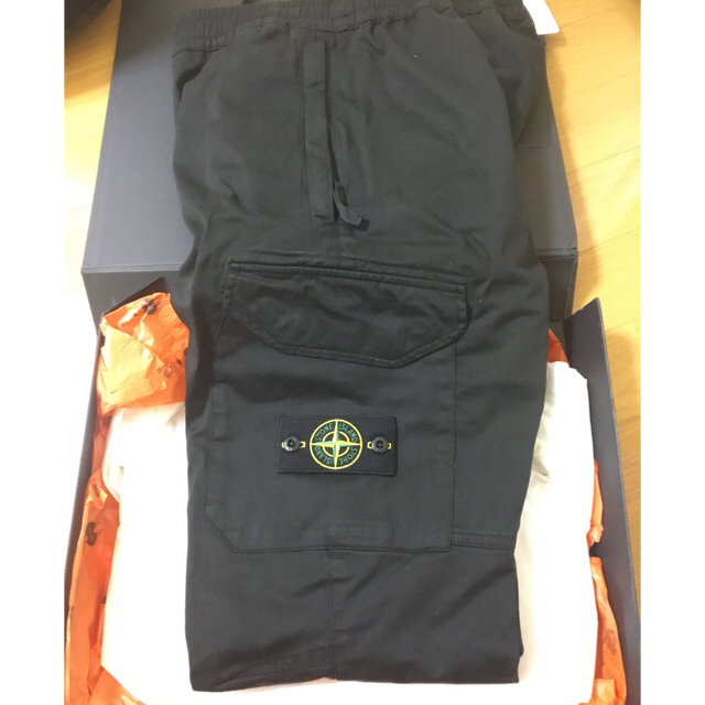 STONE ISLAND(ストーンアイランド)のstone island cargo 34 メンズのパンツ(ワークパンツ/カーゴパンツ)の商品写真