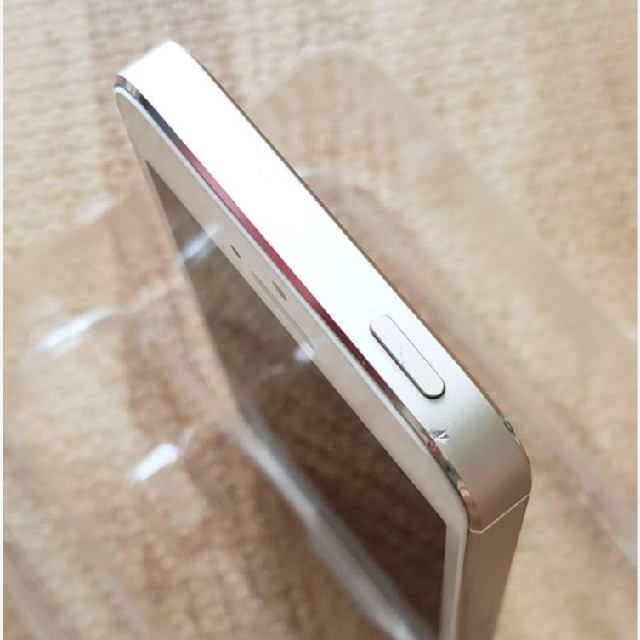 iPhone5s 16GB シャンパンゴールド 1