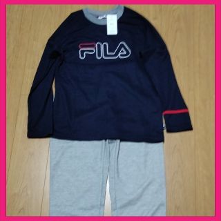 フィラ(FILA)のタロー様。専用FILAスエットトレーナー上下セット(トレーナー/スウェット)