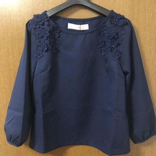 トッコ(tocco)の新品♡tocco closet お花付きブラウス(シャツ/ブラウス(長袖/七分))