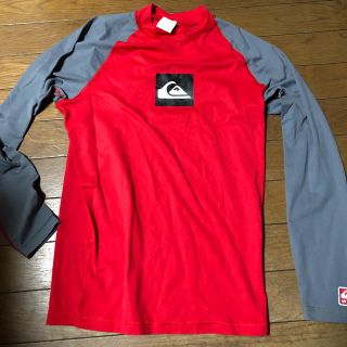 クイックシルバー(QUIKSILVER)のクイックシルバーLサイズ 美品 長袖ラッシュガード(サーフィン)