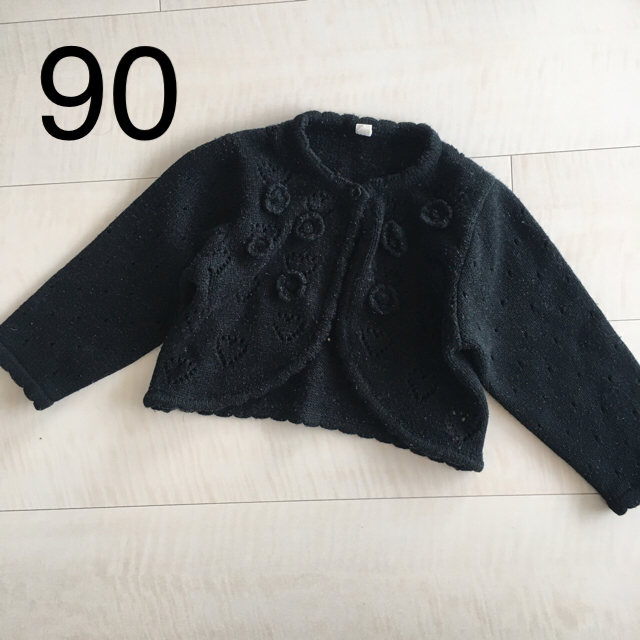 ニット　ボレロ　カーディガン　黒　90サイズ キッズ/ベビー/マタニティのキッズ服女の子用(90cm~)(カーディガン)の商品写真