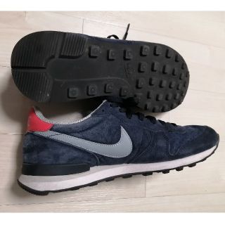 Nike Nikeナイキインターナショナリスト紺 赤スエードの通販 By Tyarowing S Shop ナイキならラクマ