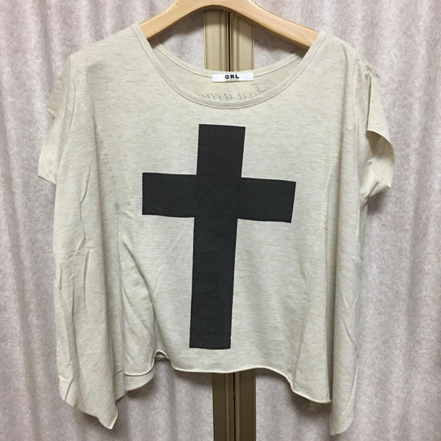 GRL(グレイル)のGRL クロス柄 杢ベージュ Tシャツ レディースのトップス(Tシャツ(半袖/袖なし))の商品写真