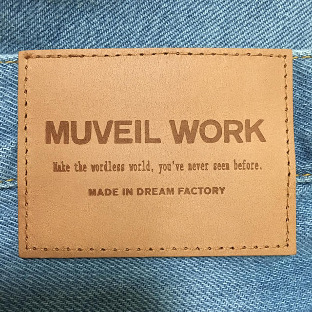 MUVEIL WORK(ミュベールワーク)のミュベールワーク のデニムパンツ レディースのパンツ(カジュアルパンツ)の商品写真