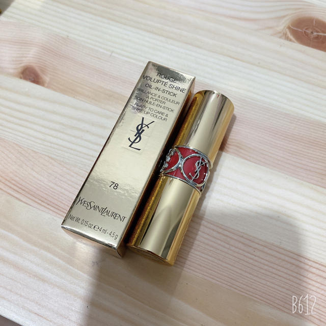 Yves Saint Laurent Beaute(イヴサンローランボーテ)の専用出品 コスメ/美容のベースメイク/化粧品(口紅)の商品写真