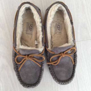 アグ(UGG)のUGG ダコタ ピューター(スリッポン/モカシン)