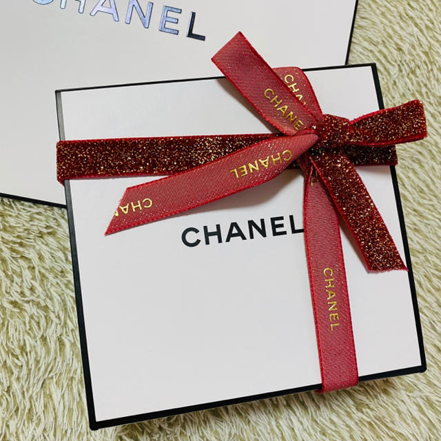 CHANEL クリスマス限定　ショッパー　ボックス