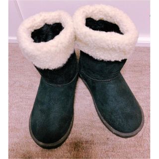 アグ(UGG)の"最終値下げ‼︎"もこもこ黒のムートンブーツ！Sサイズ(ブーツ)