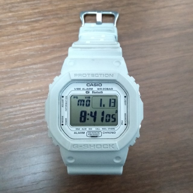 G-SHOCK(ジーショック)のG-SHOCK GB-5600B-K8JF ケヴィン・ライオンズ コラボモデル メンズの時計(腕時計(デジタル))の商品写真