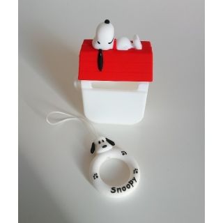 スヌーピー(SNOOPY)のsnoopy　スヌーピー　AirPods（エアポッズ）ケース(モバイルケース/カバー)