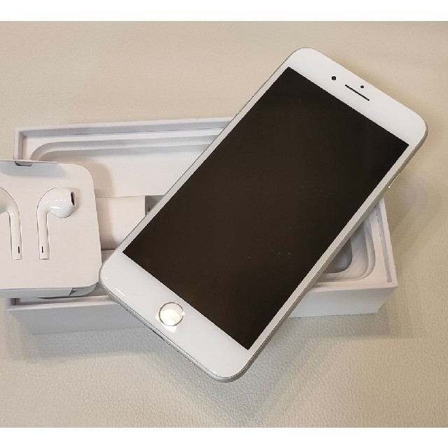 美品 iPhone8 plus Silver SIMフリー