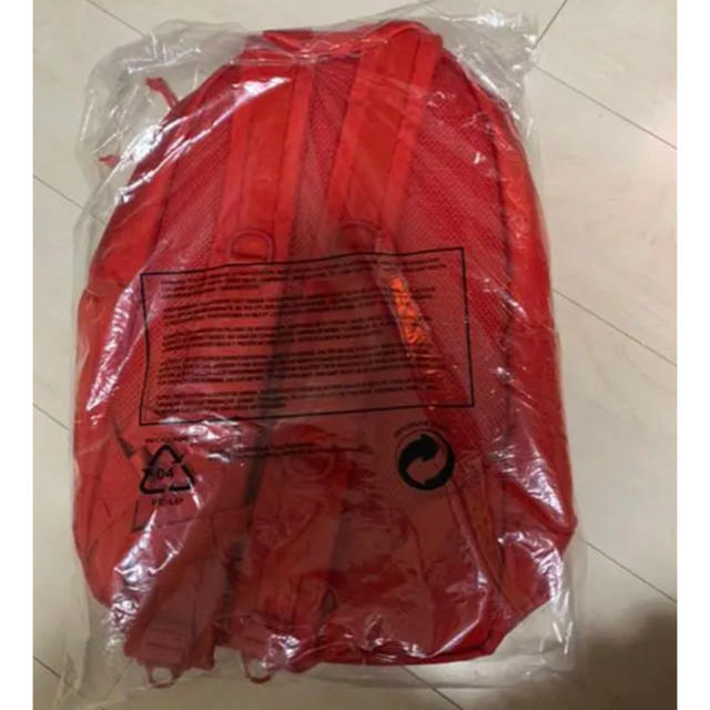 NEW ERA(ニューエラー)の(サラランさん専用)ニューエラ リュック　赤　24L メンズのバッグ(バッグパック/リュック)の商品写真