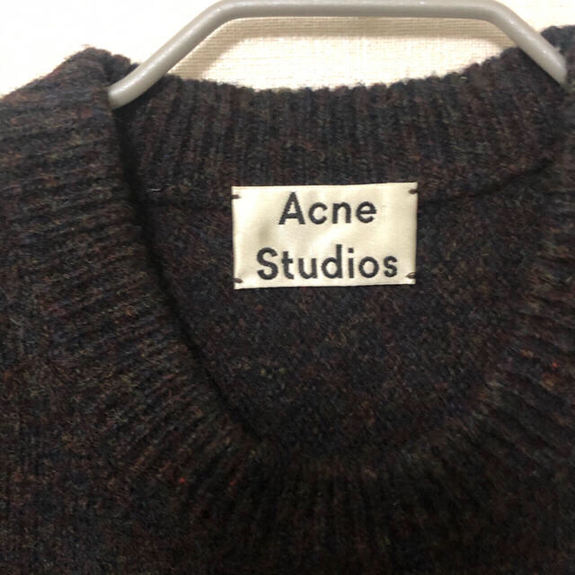 ACNE(アクネ)の秋冬早割！acne studios ブラウン　ショート丈ニット　 レディースのトップス(ニット/セーター)の商品写真