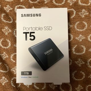 サムスン(SAMSUNG)の外付ポータブルSSD T5 1TB USB3.1 MU-PA1T0B/WW(PC周辺機器)