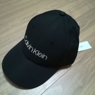 カルバンクライン(Calvin Klein)の送料無料 Calvin Klein カルバンクライン  キャップ  黒　新品(キャップ)