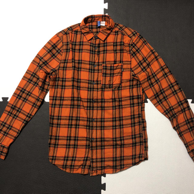 H&M(エイチアンドエム)のH&M エイチアンドエム　チェックシャツ ネルシャツ　Sサイズ メンズのトップス(シャツ)の商品写真