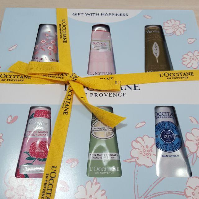 L'OCCITANE(ロクシタン)の【ちょびすけ様専用】ロクシタン ハンドクリーム ギフトセット コスメ/美容のボディケア(ハンドクリーム)の商品写真