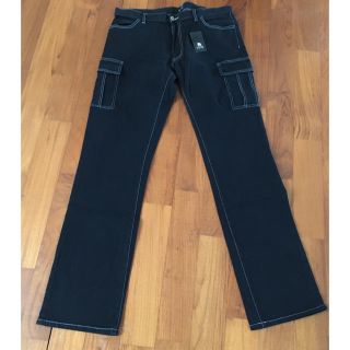 バーバリーブラックレーベル(BURBERRY BLACK LABEL)の新品未使用バーバリーブラックレーベル黒カーゴパンツ(ワークパンツ/カーゴパンツ)