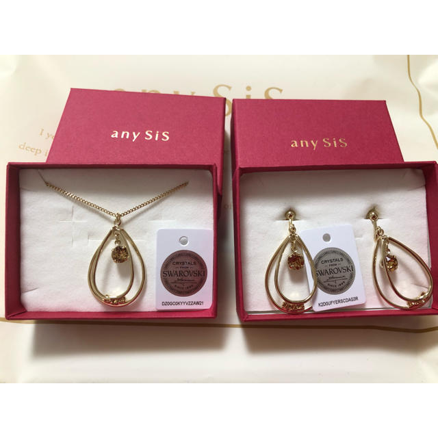 anySiS(エニィスィス)のanySIS ビジューネックレス&イヤリング レディースのアクセサリー(ネックレス)の商品写真