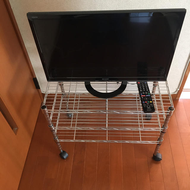 シャープ24V型液晶テレビ